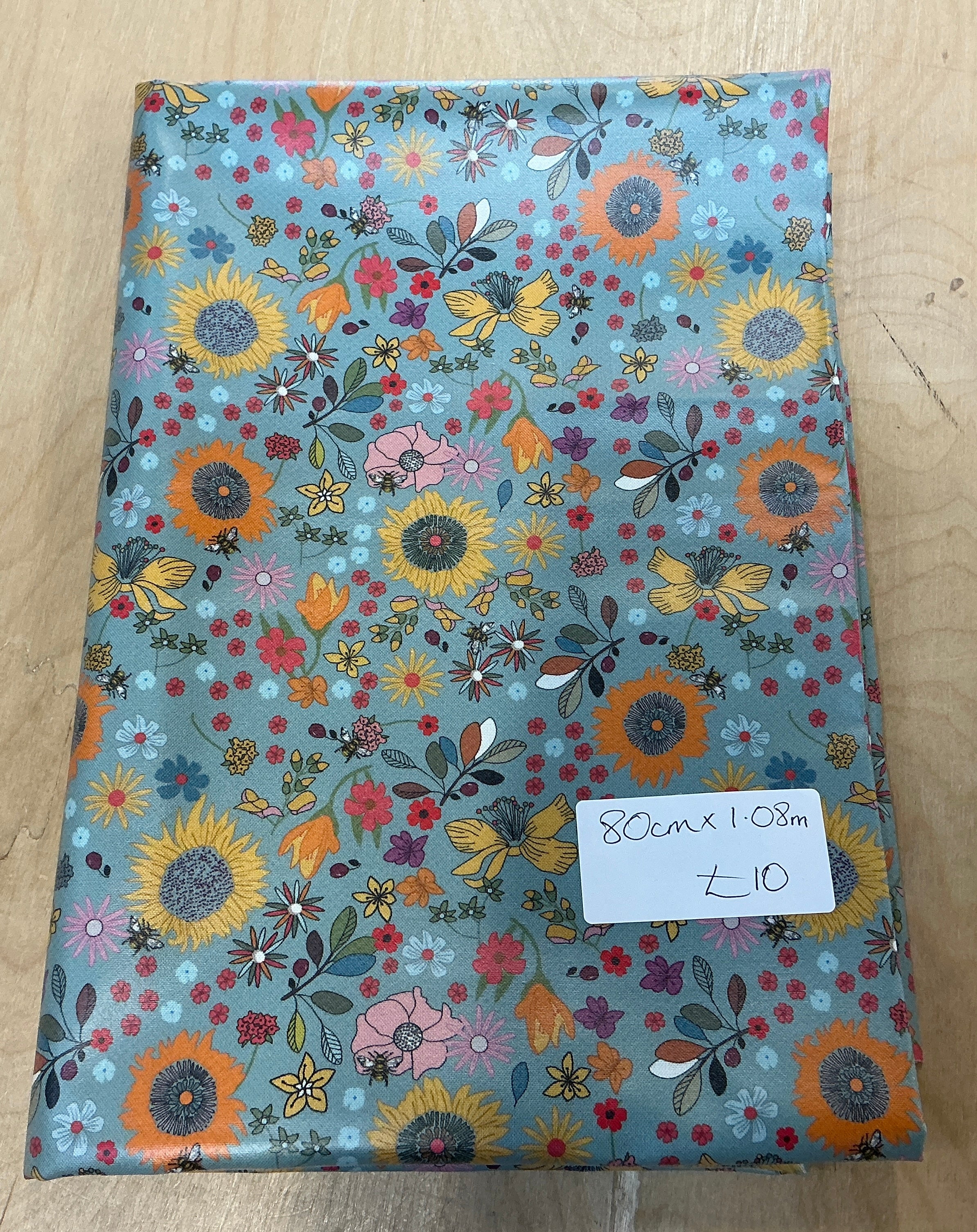 REMNANT - L80cm x W1.08m Floral Eco-laminated Cotton