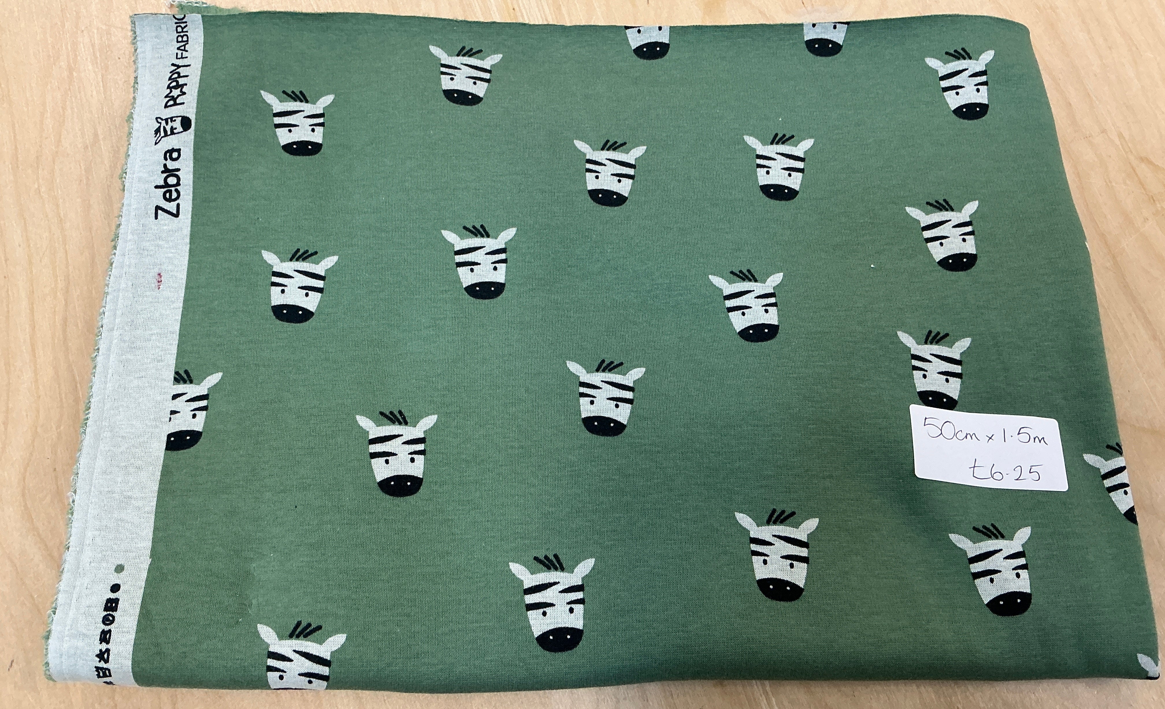 REMNANT  - L50cm x W150cm Zebra Alpine Fleece