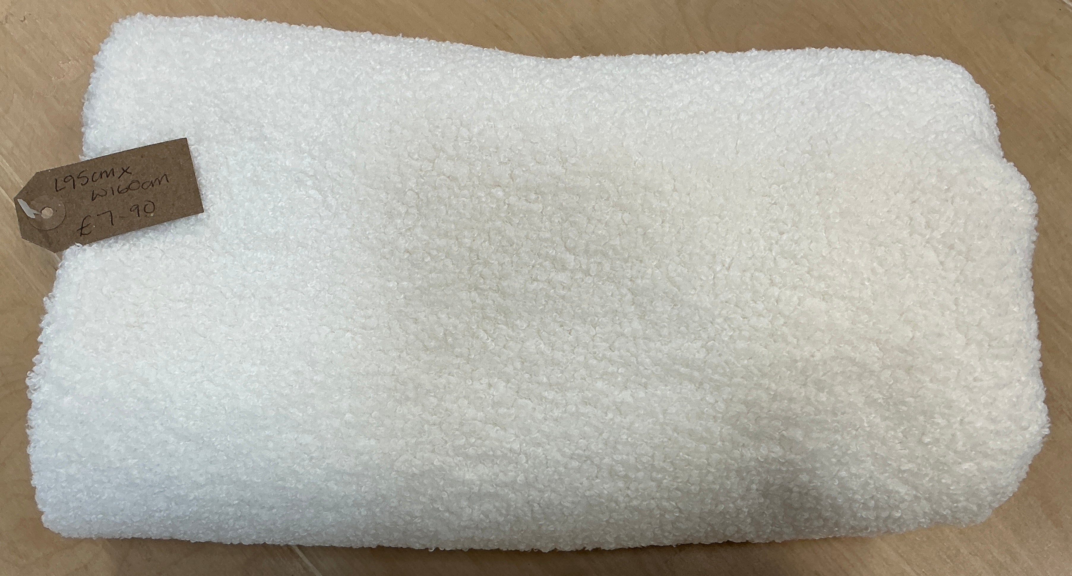 REMNANT - L95cm x W160cm Off White Cloudy Teddy