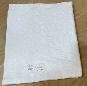 REMNANT - 95cm x 1.1M White on White Ditsy Roses