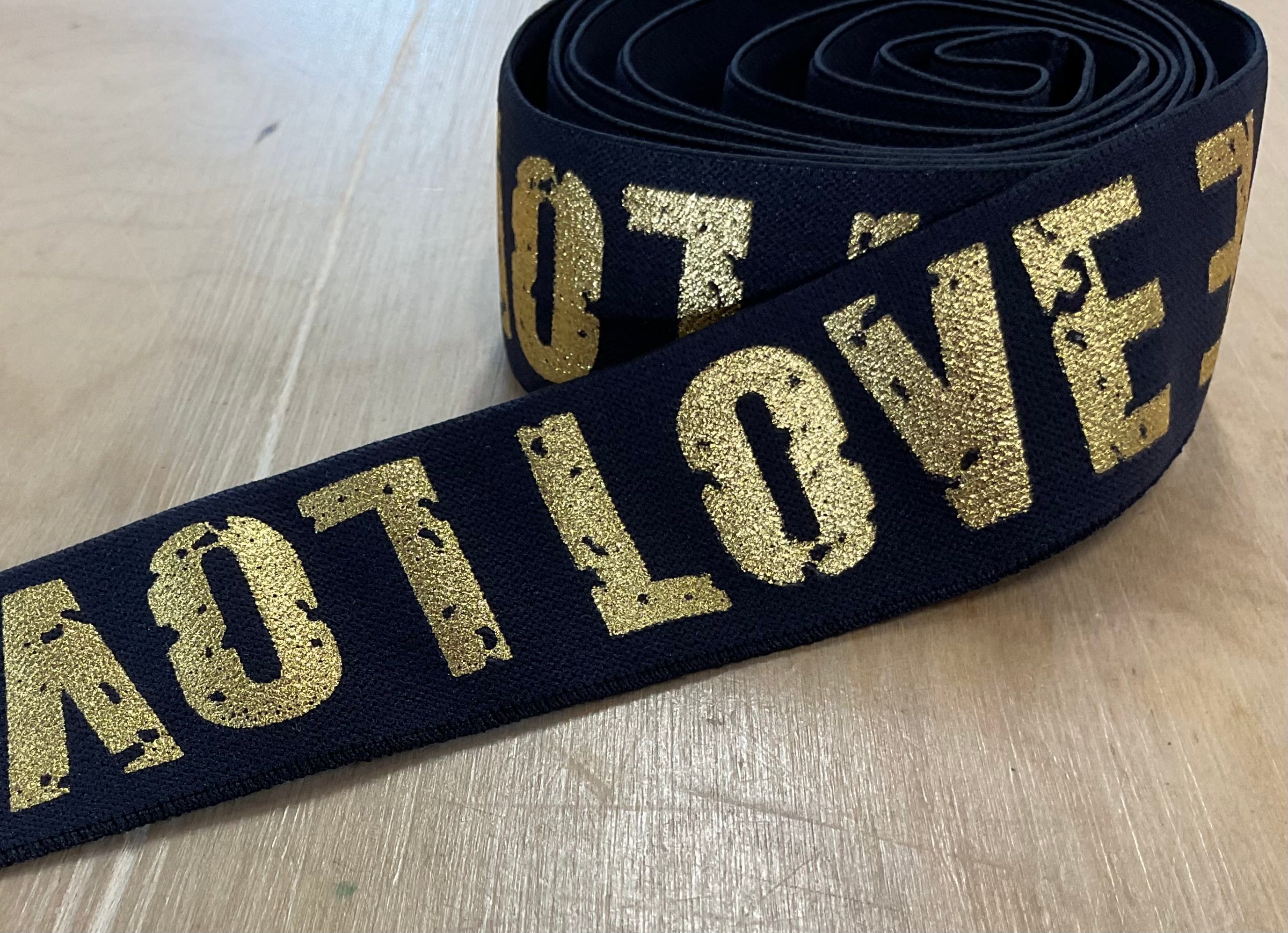 Gold Love 40mm Elastic