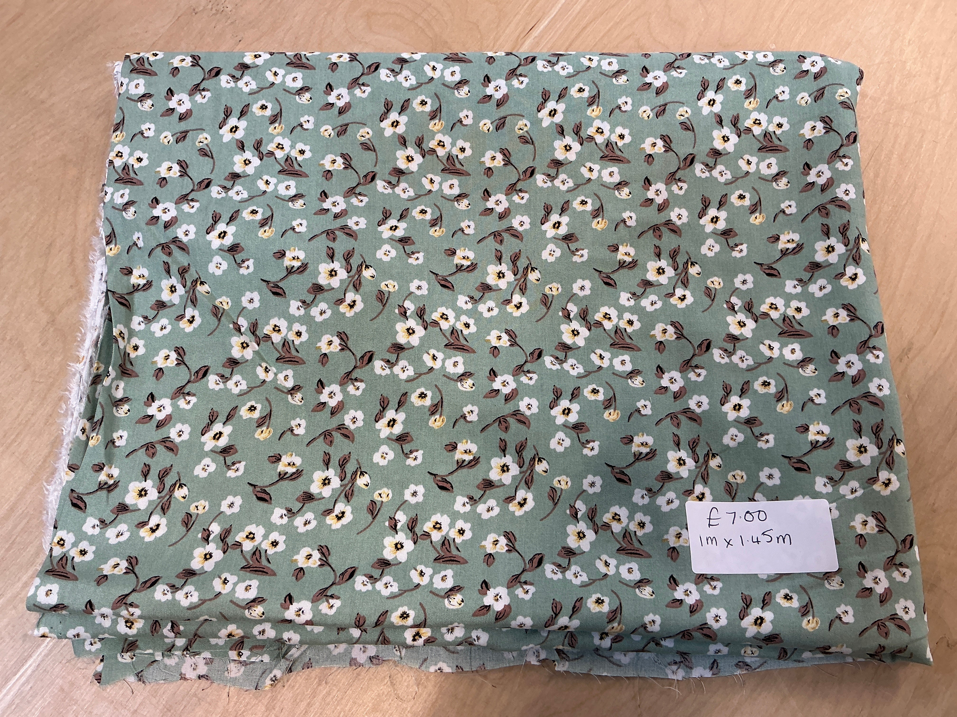 REMNANT - 1M x 1.45M White Flowers on Mint Green Viscose