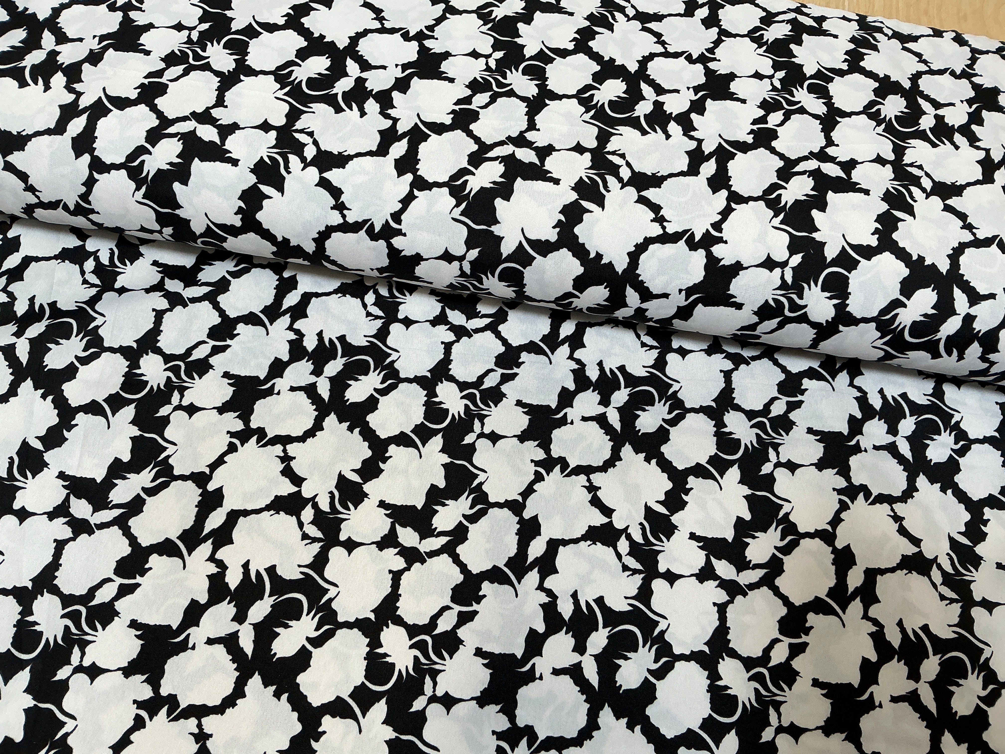 Black and White Abstract Poly Crêpe