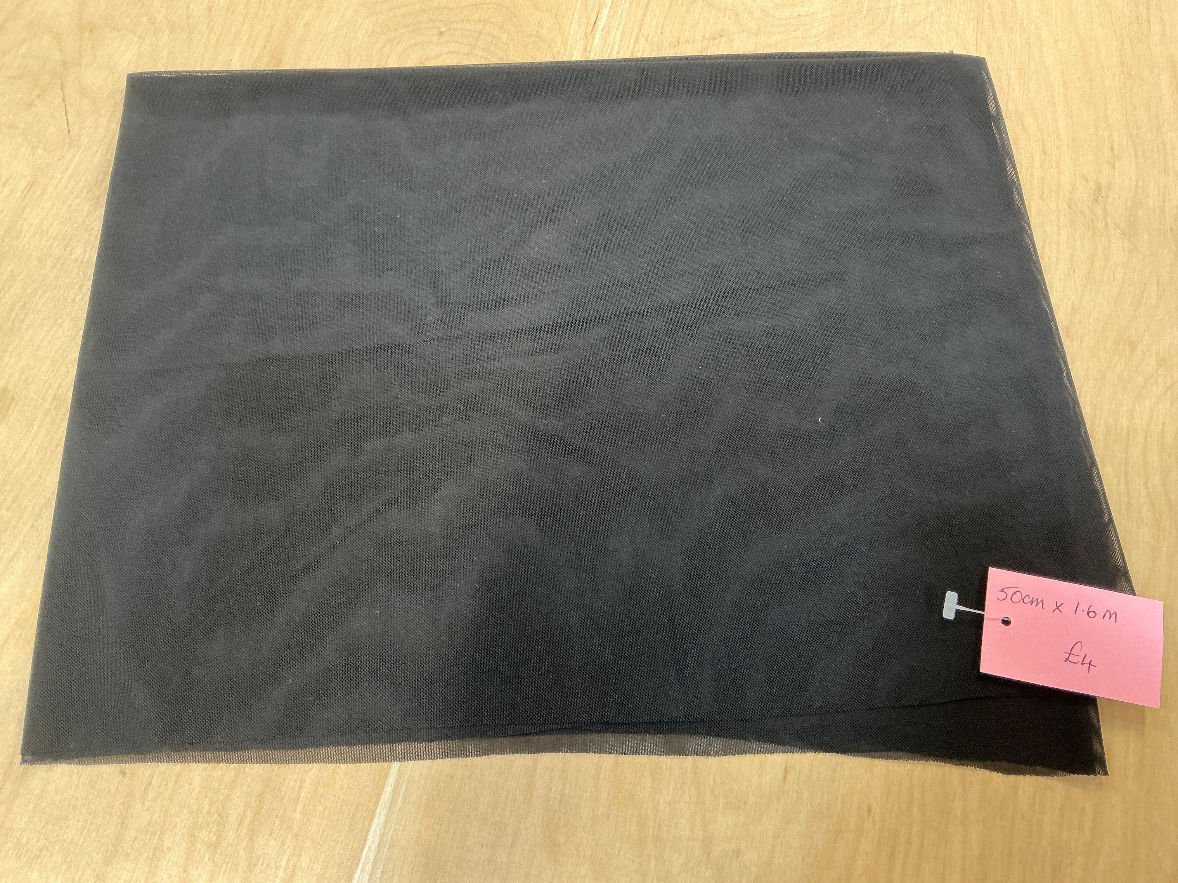 REMNANT - L50cm x W1.6M Black Powermesh