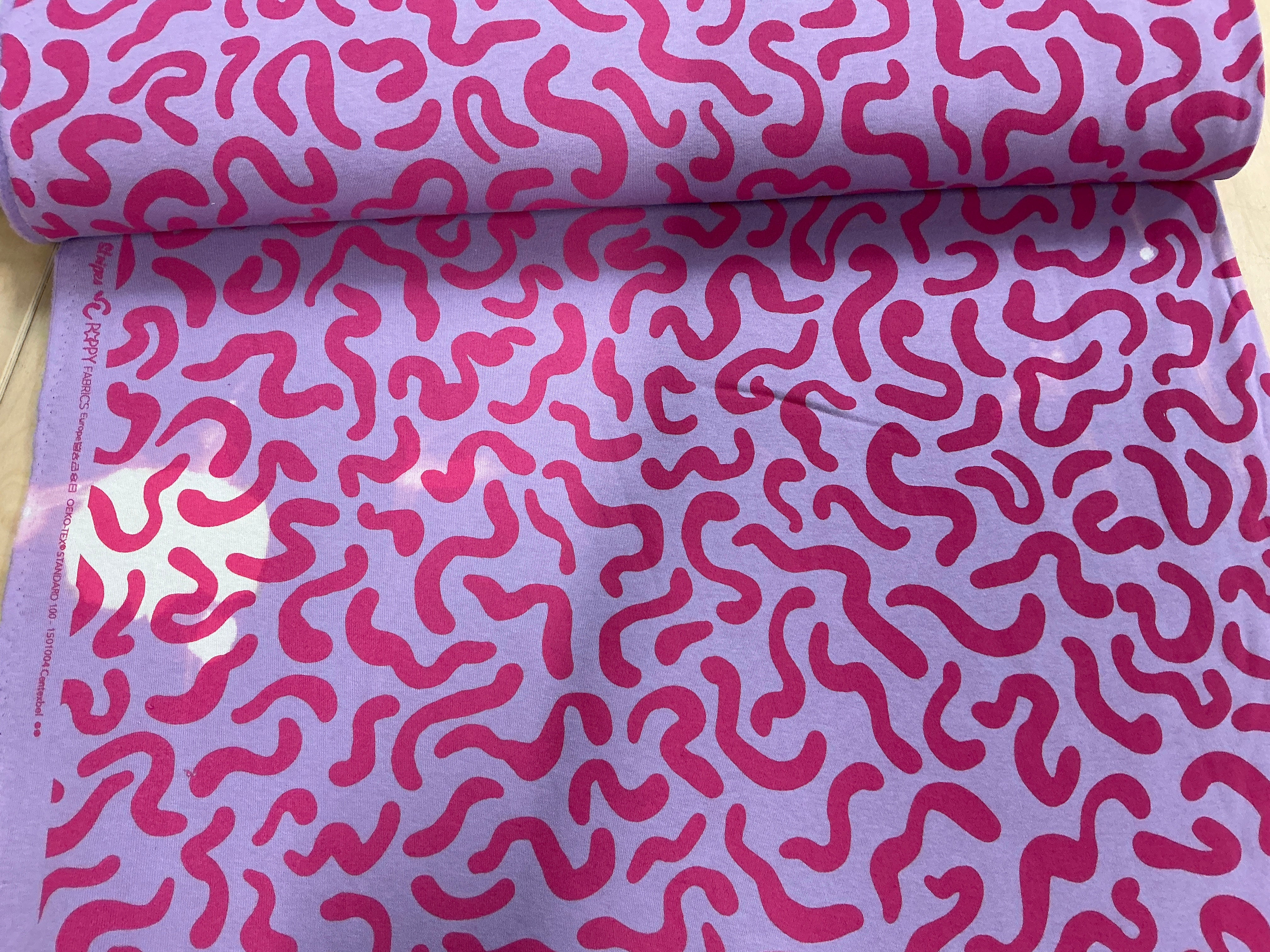 FLAWED - Abstract Swirl Jogging