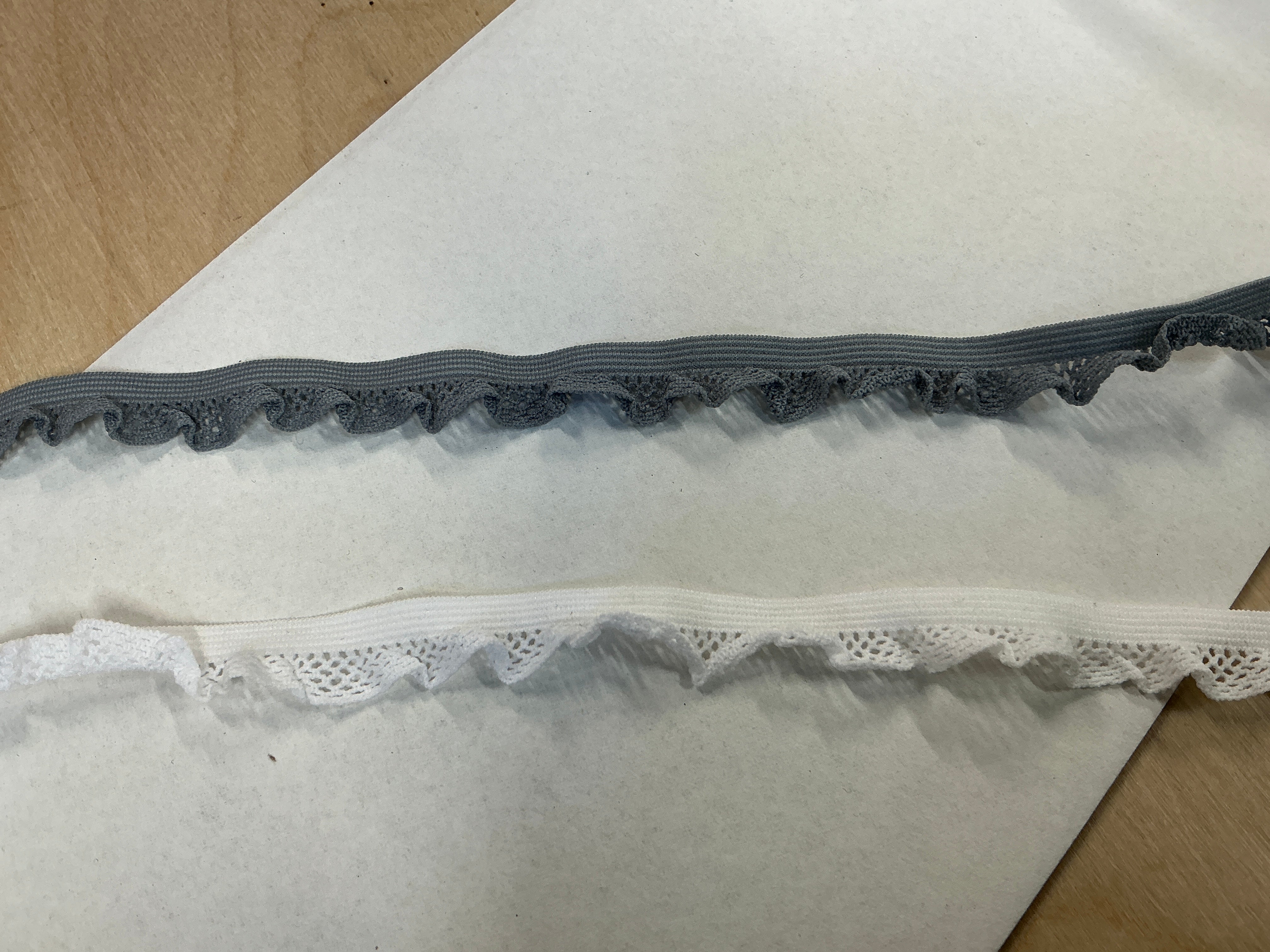 10mm Elasticated Ruffle Trim