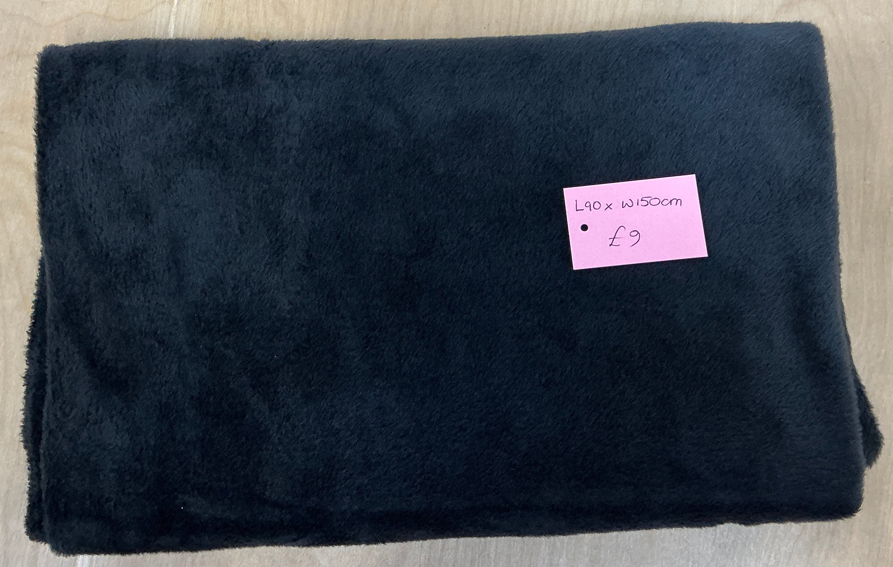 REMNANT  - L90cm x W150cm Black Alpine Fleece