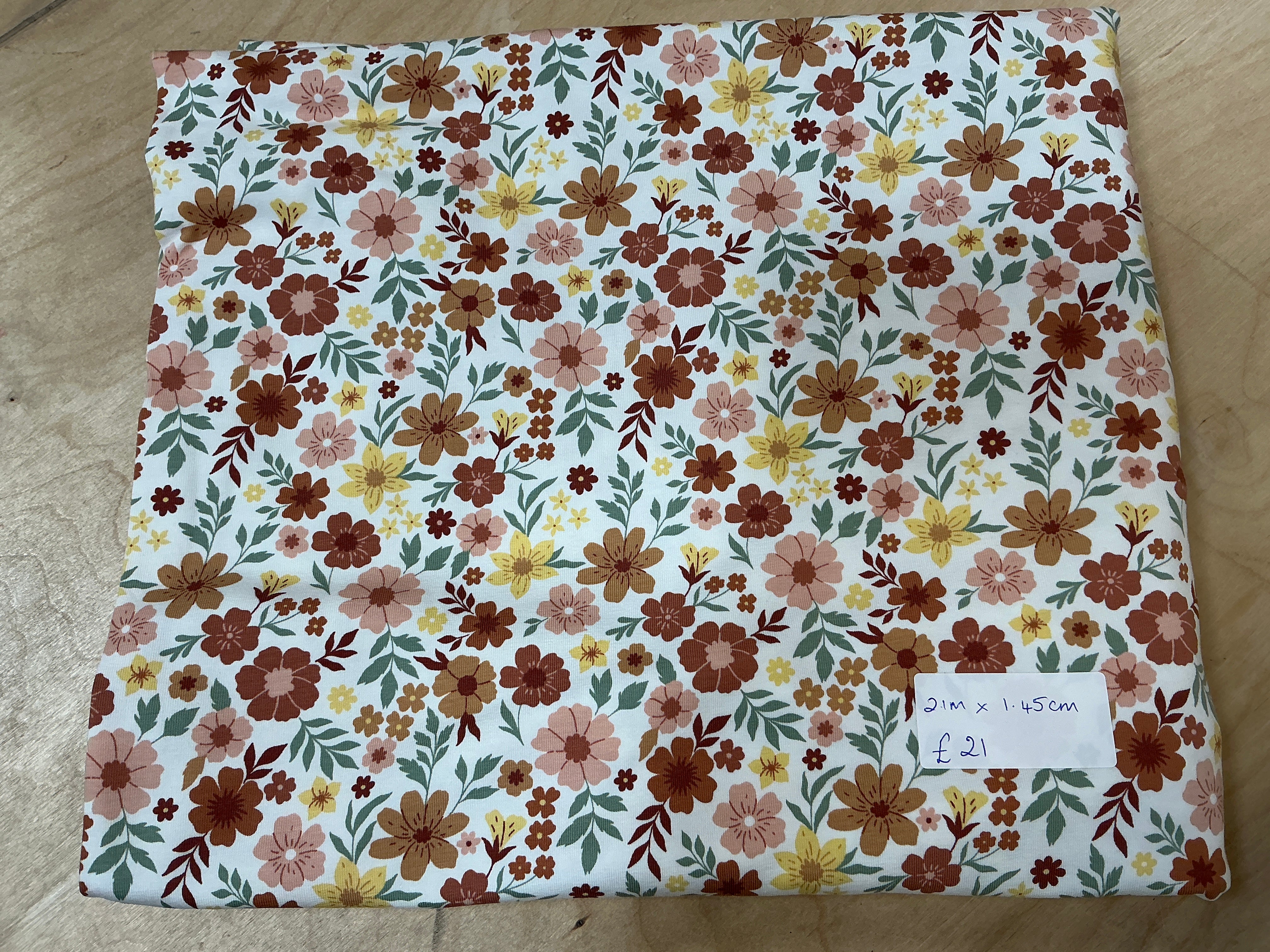 BOLT END - L2.1m  x W145cm Spring Floral Cotton Jersey