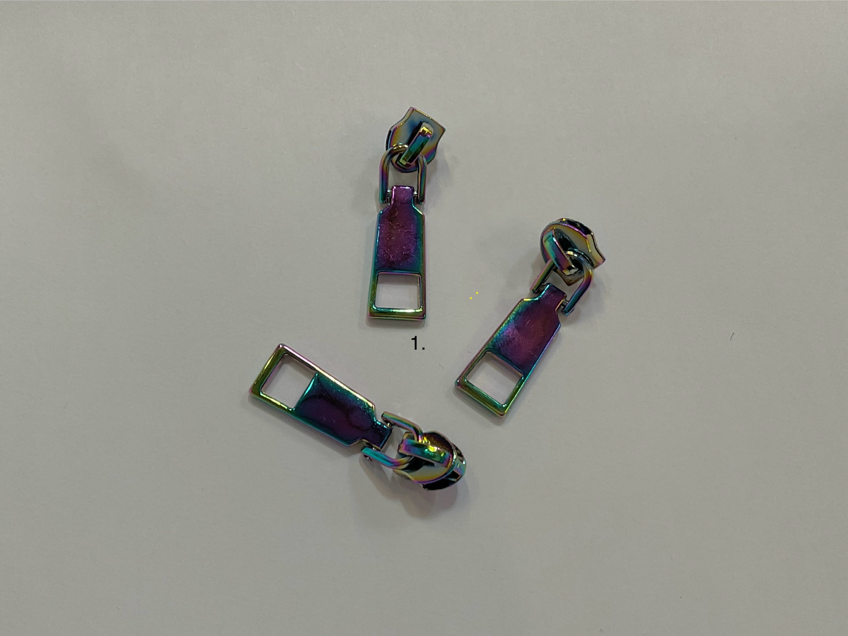 Hinged Zipper Pulls