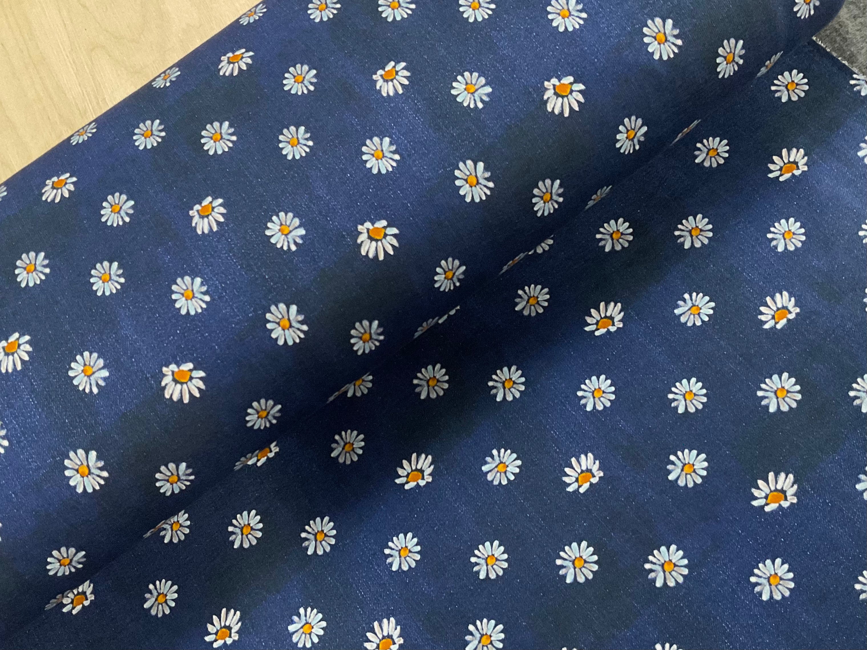 Daisies Denim Look Alpine Fleece