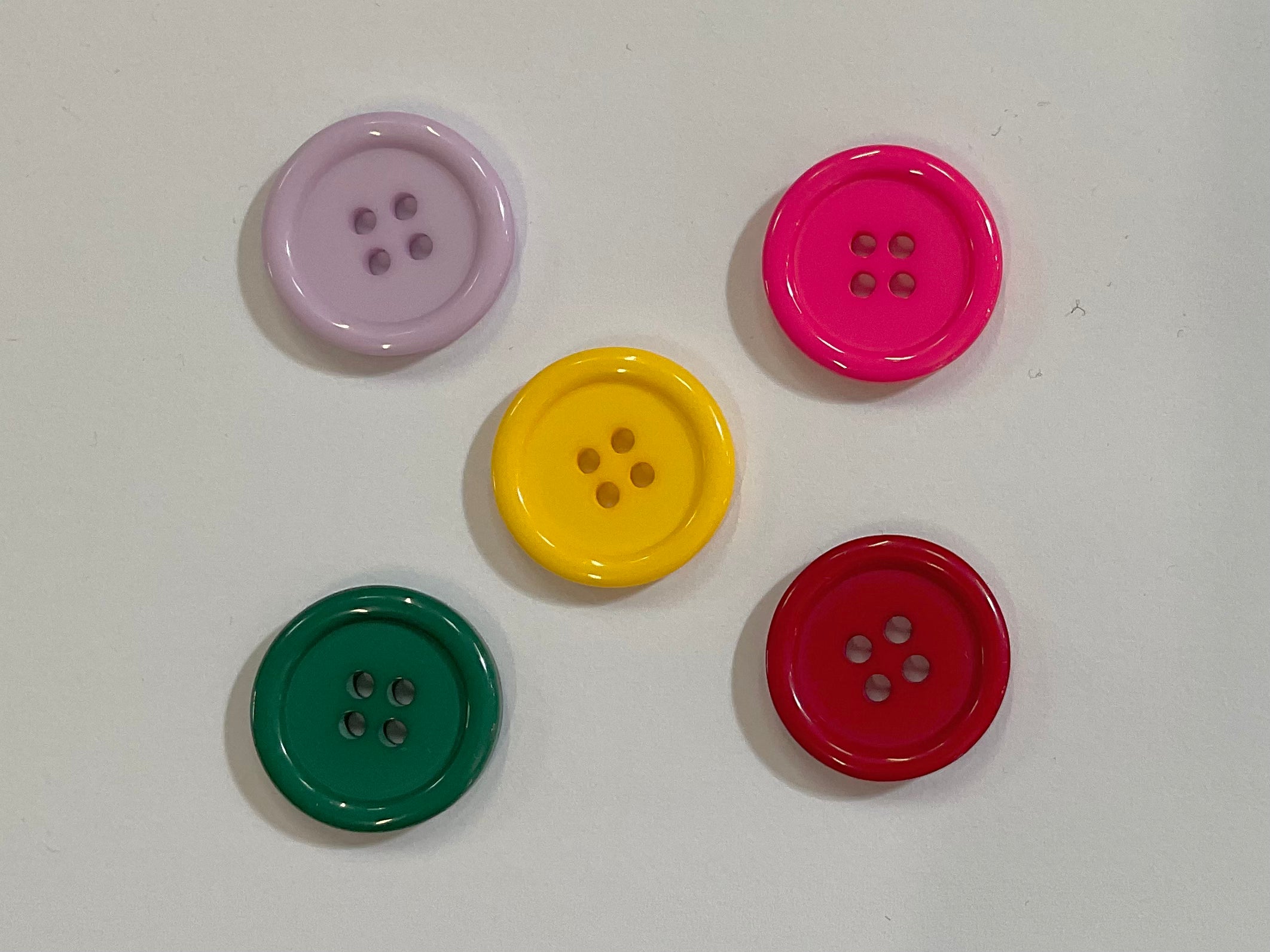 20mm Bright Four Hole Buttons – Little Legs Fabrics
