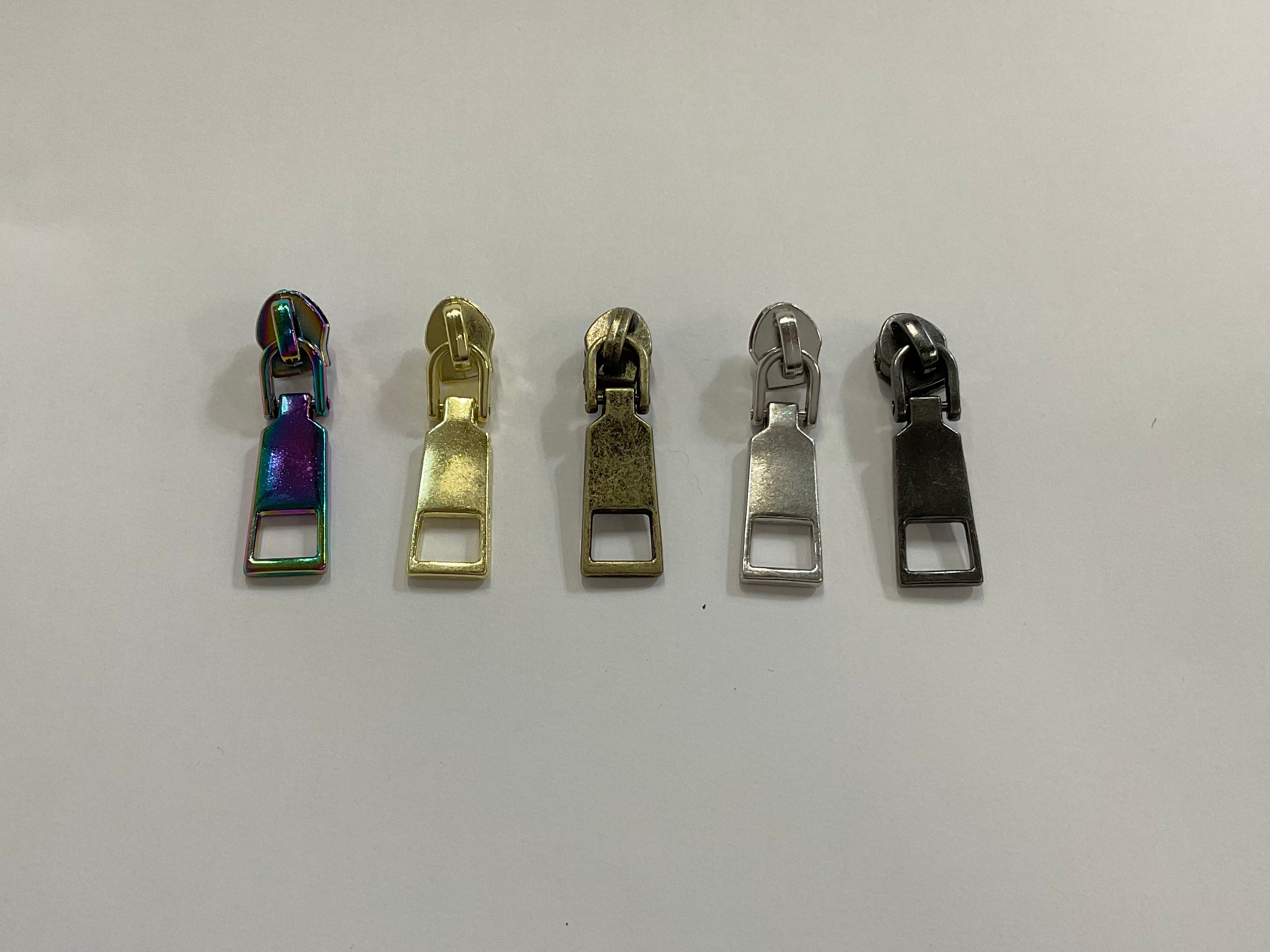Hinged Zipper Pulls