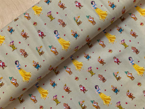 Snow White and the Seven Dwarves Licensed Cotton