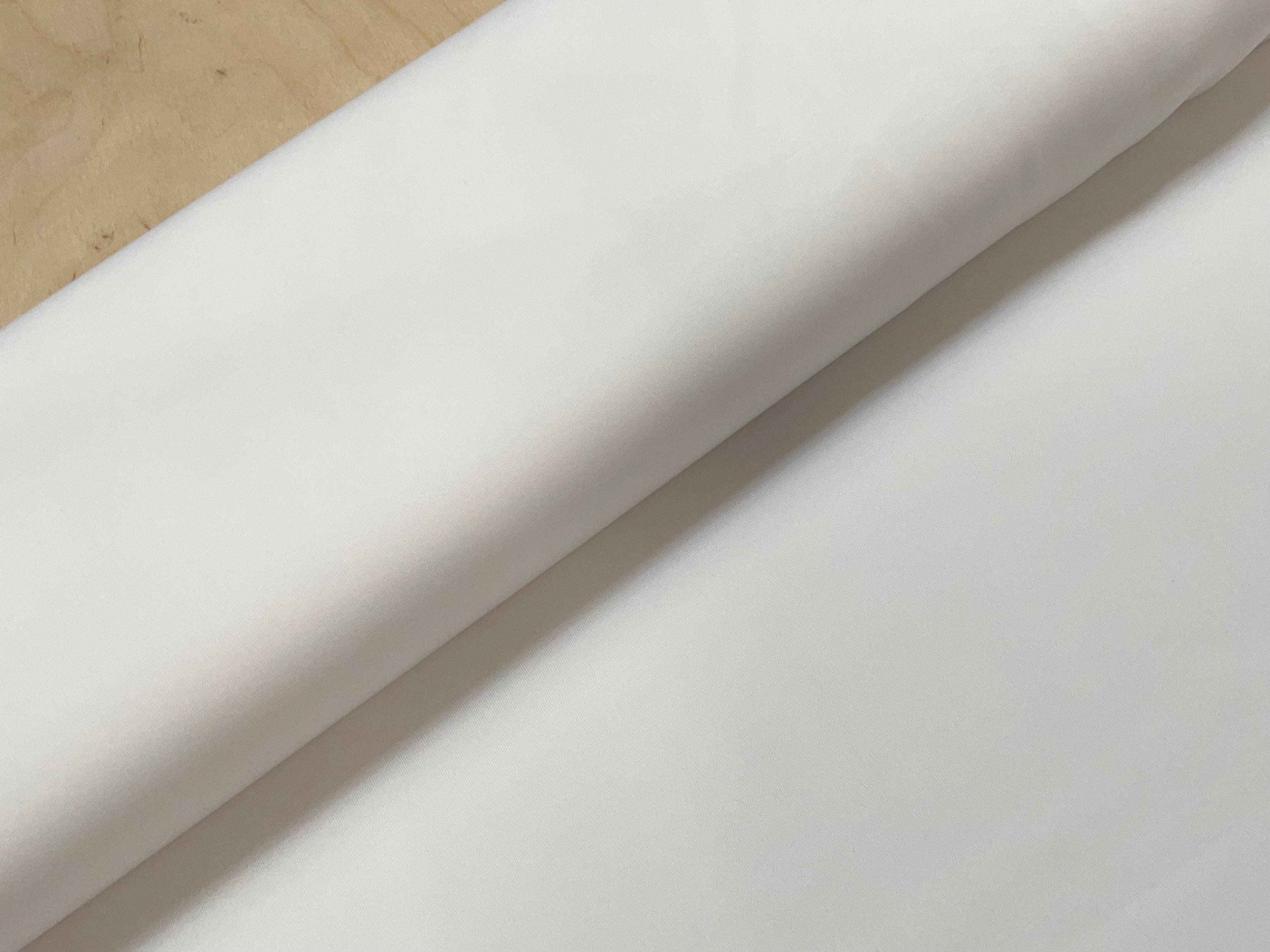 Stock Room Clearance - White Scuba