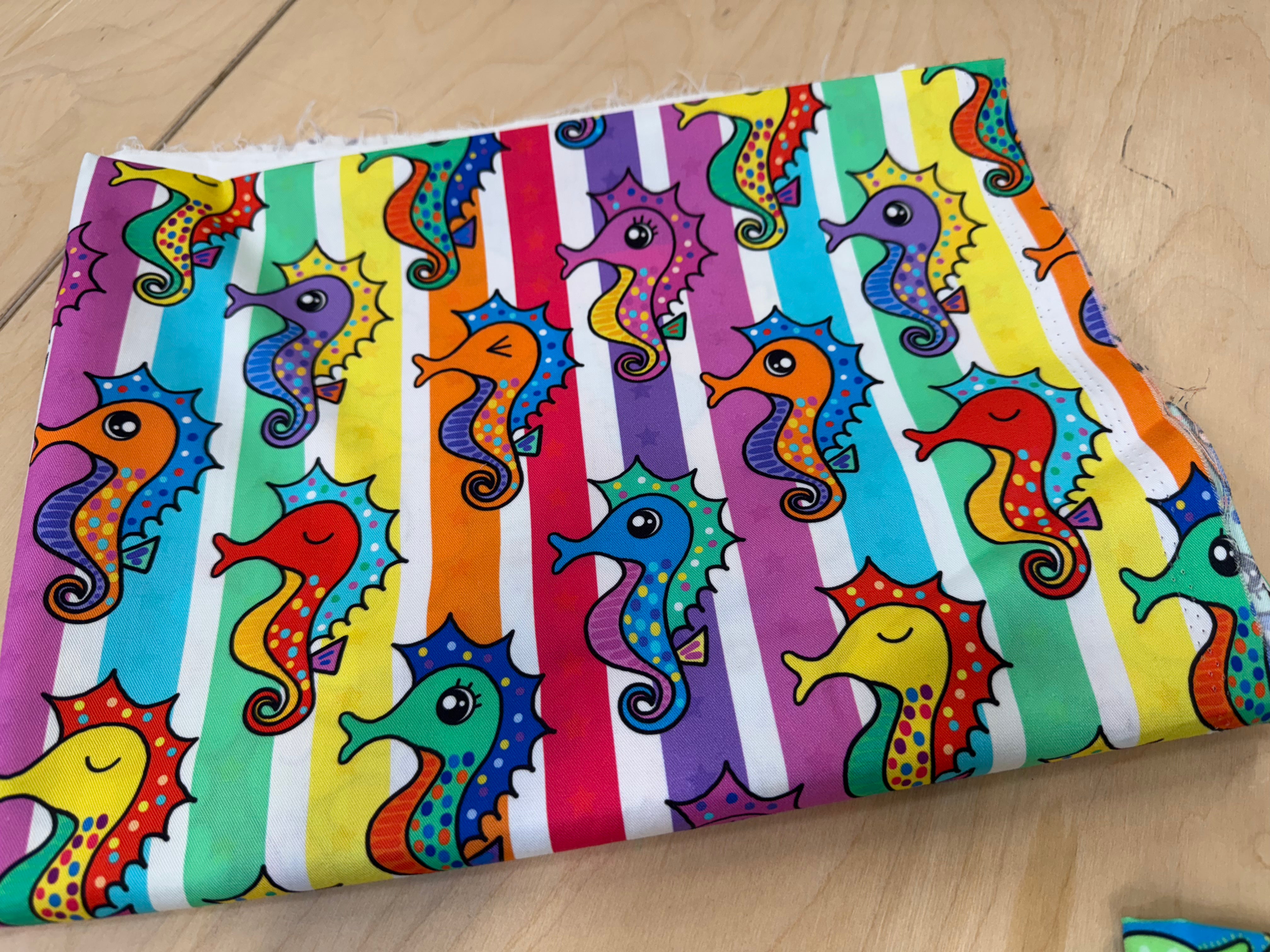 REMNANT - L100cm x W140cm Seahorses Cotton Twill