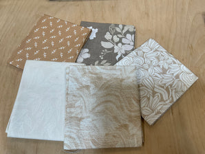 Cream Blender Fat Quarter Bundle