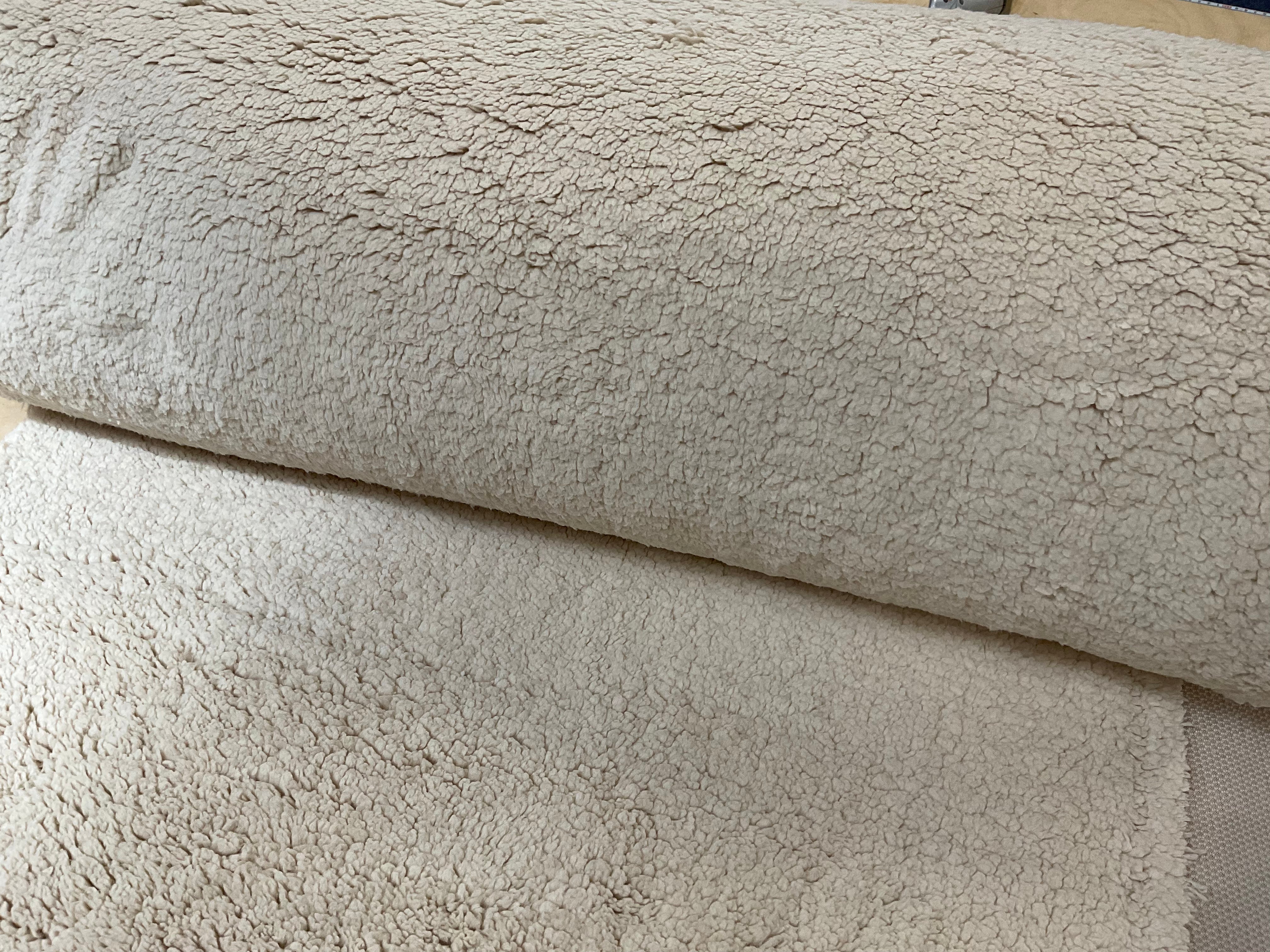 100% Polyester Spun Synthetic Lambswool