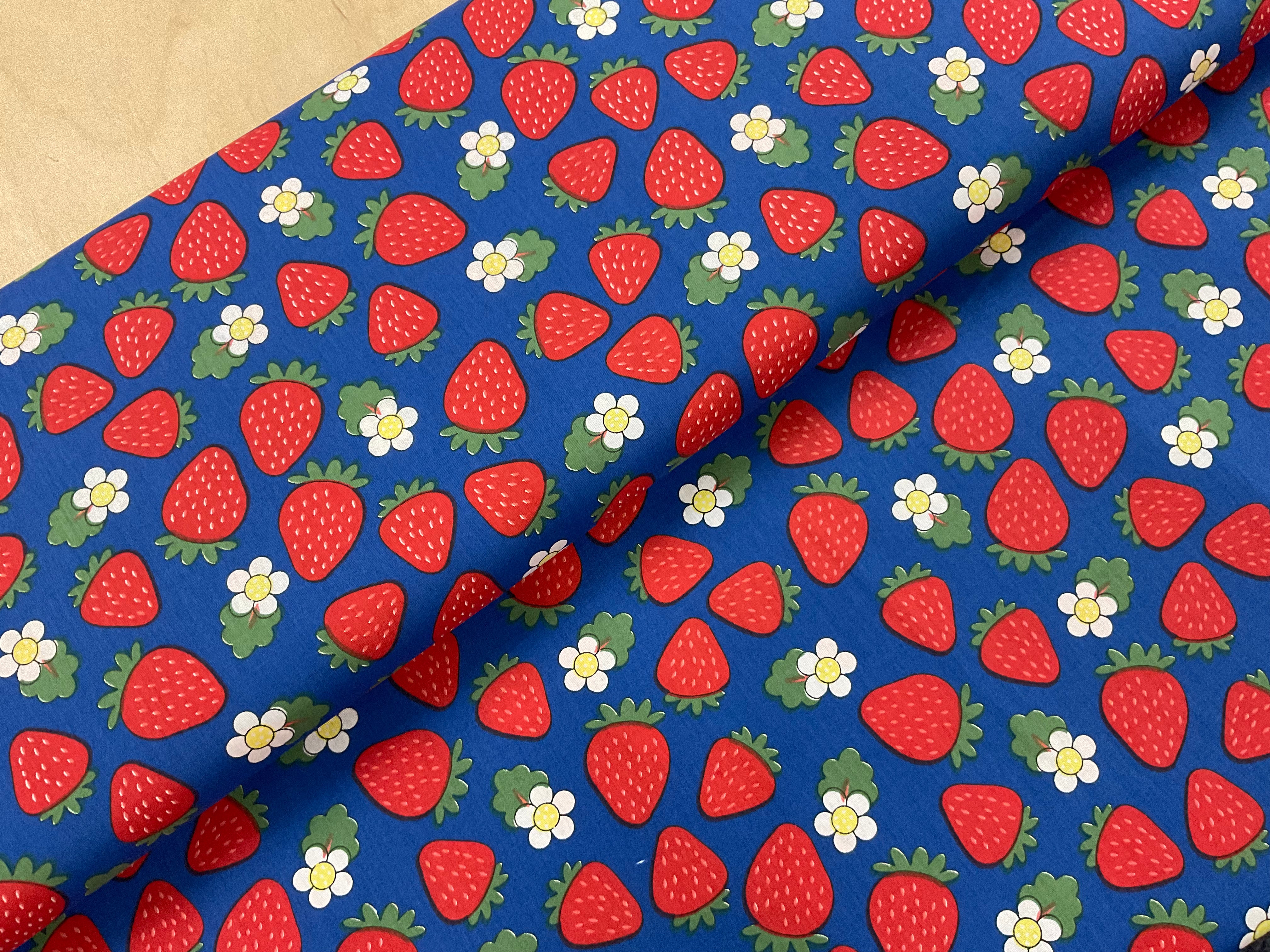 Retro Strawberries 100% Cotton