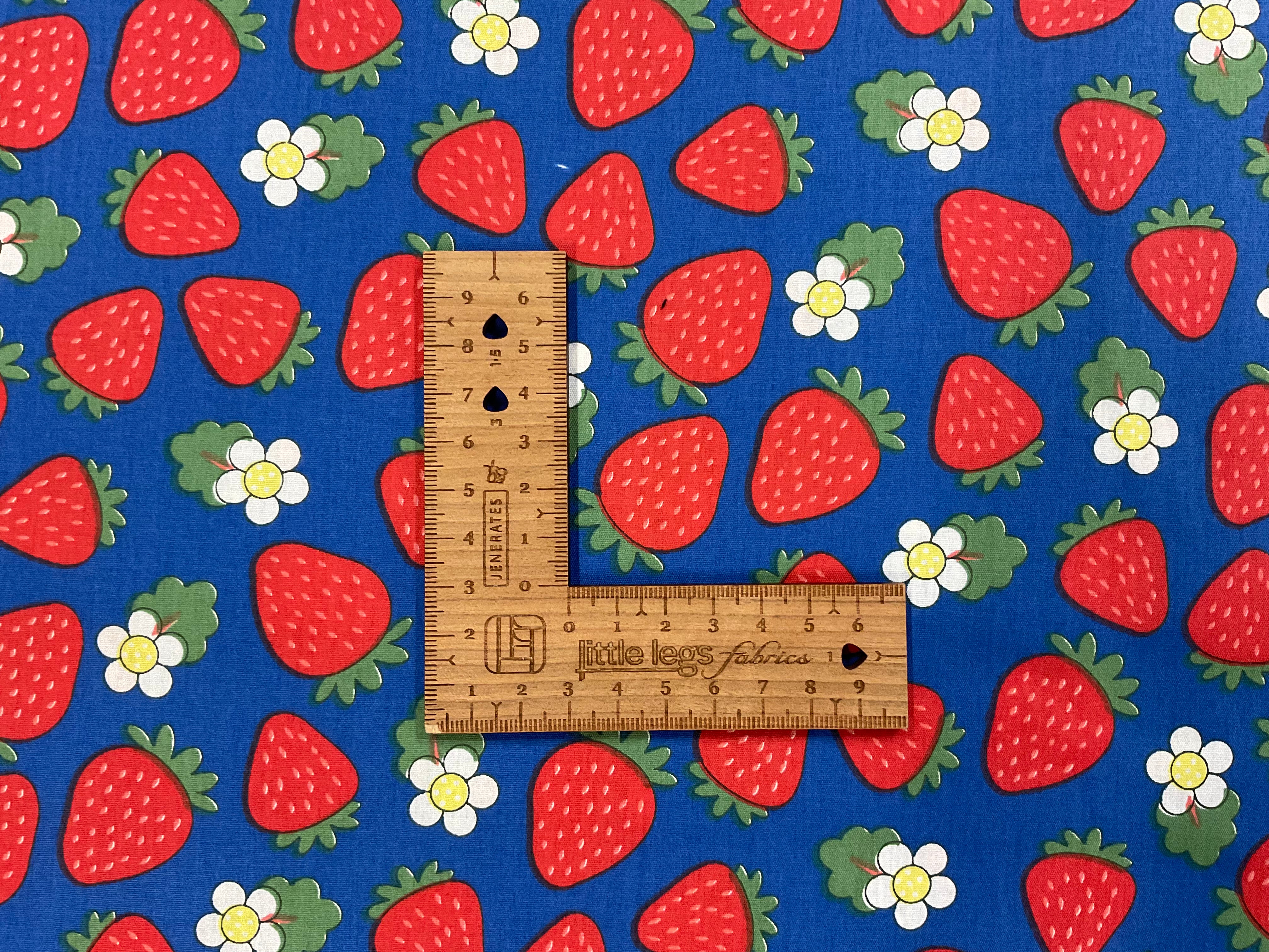 Retro Strawberries 100% Cotton